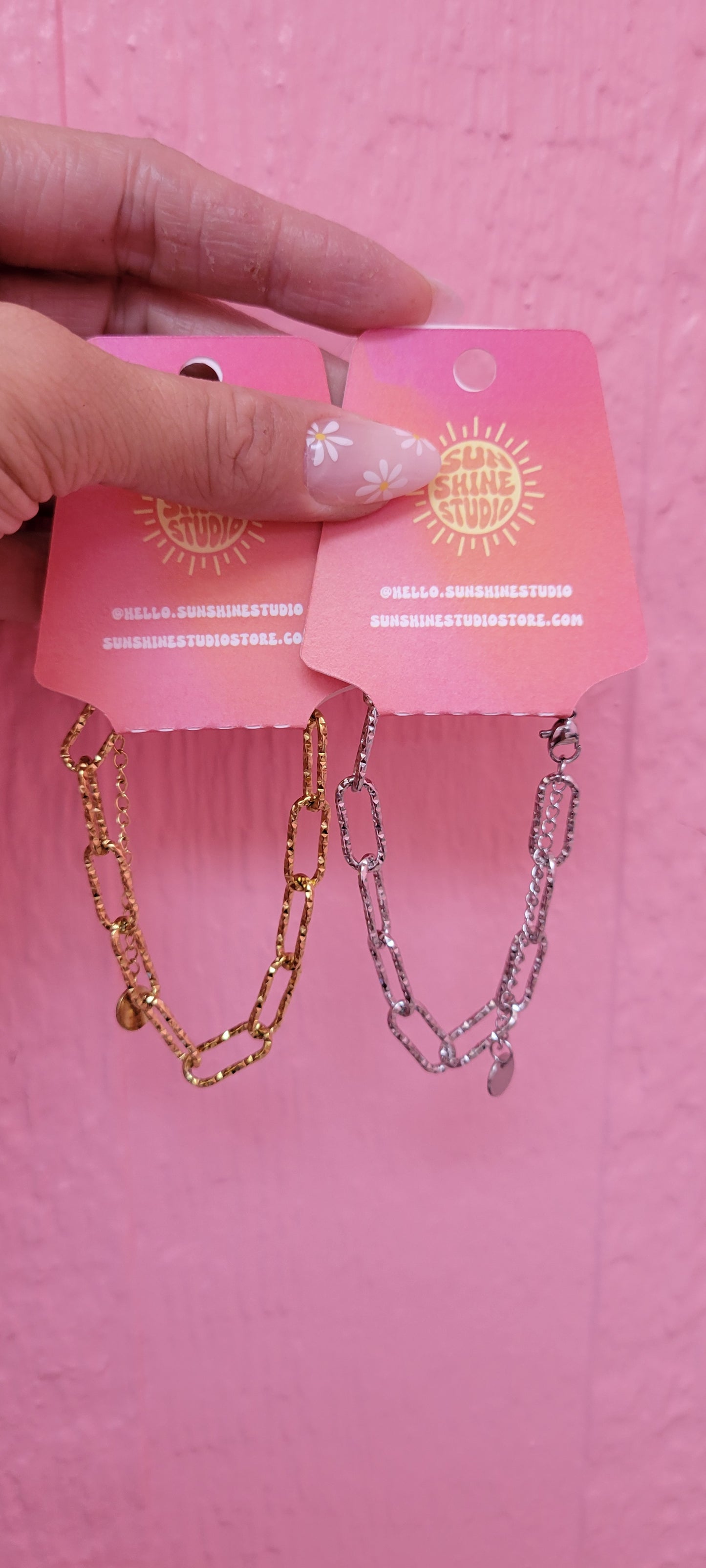 Textured Paperclip Chain Titanium Bracelet