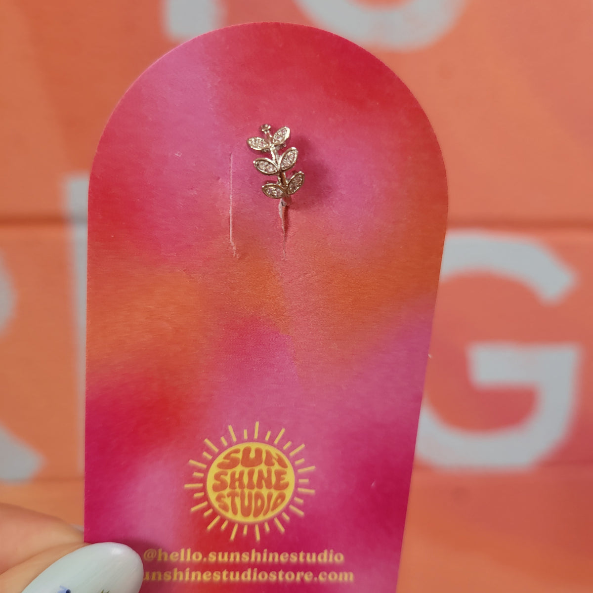 Glittering Leaves - Non-Piercing Ear Cuff
