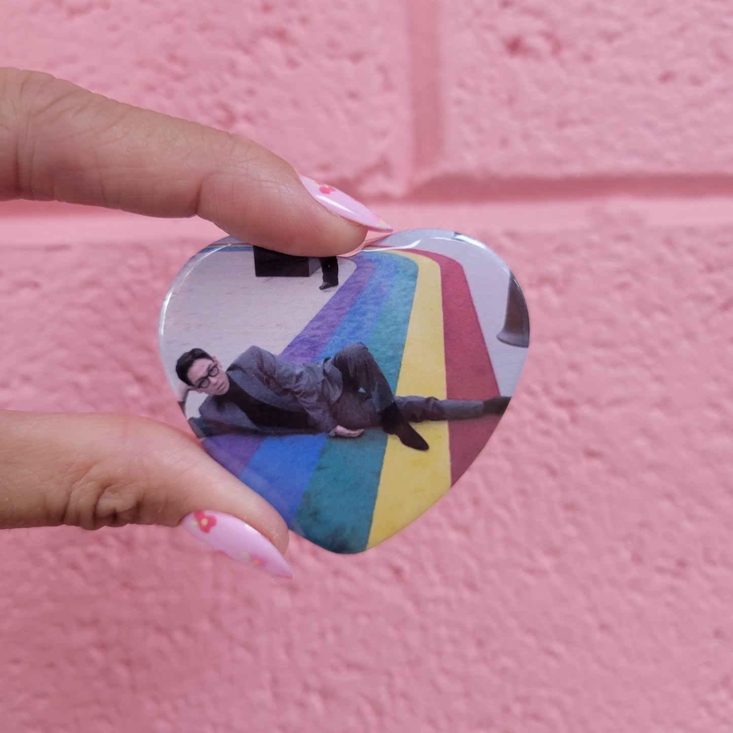 T.O.P Tabi Rainbow Pin