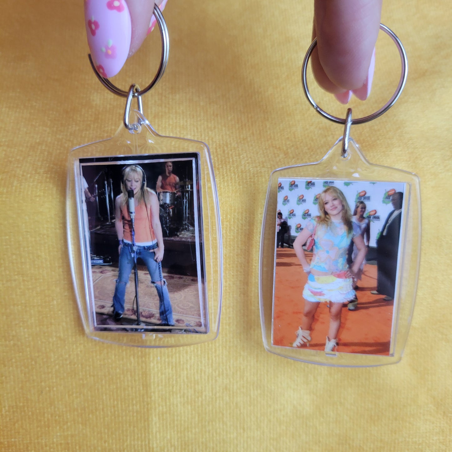 Y2K Hilary 2-Sided Keychain