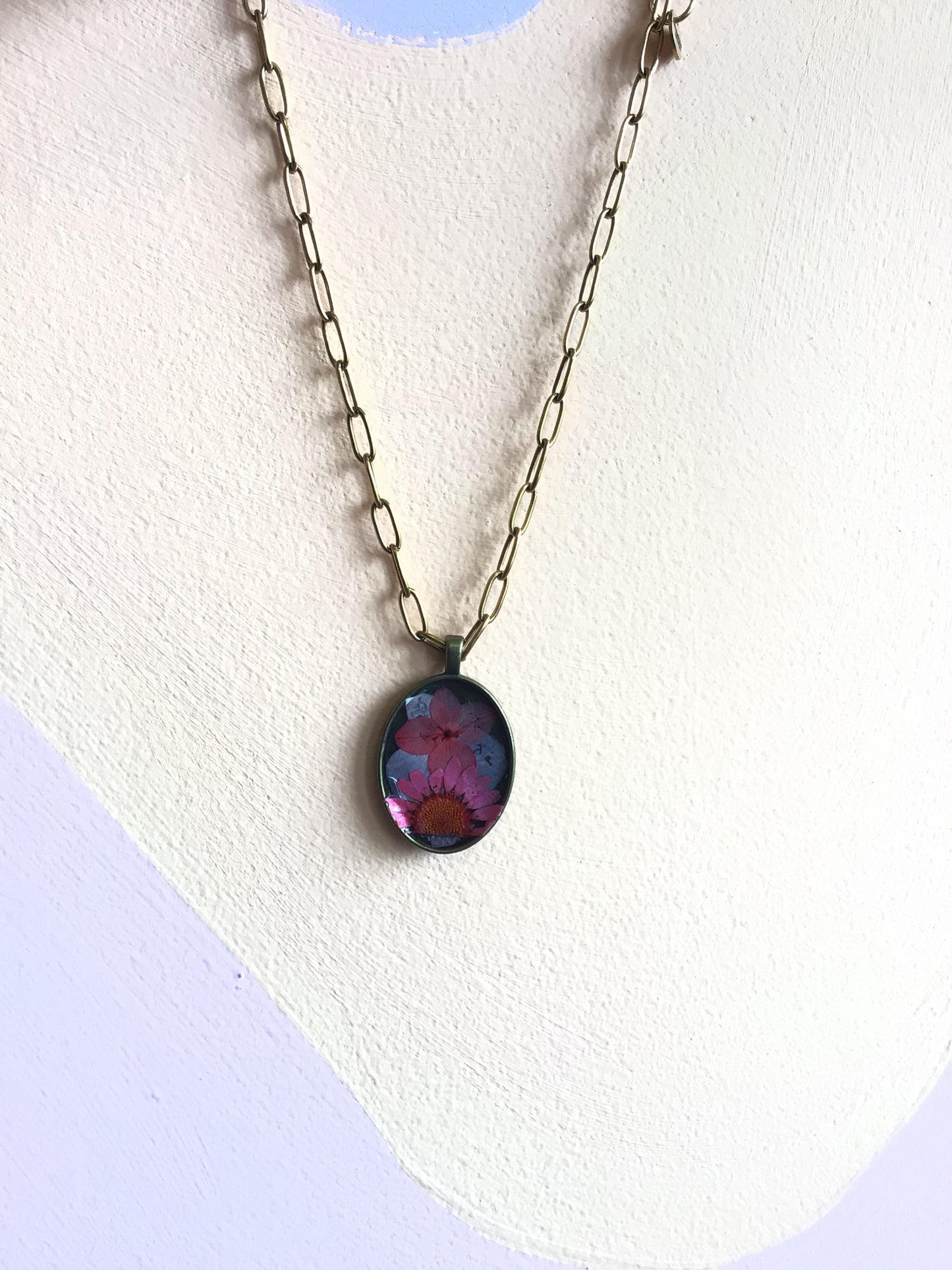Resin Floral Necklace Small