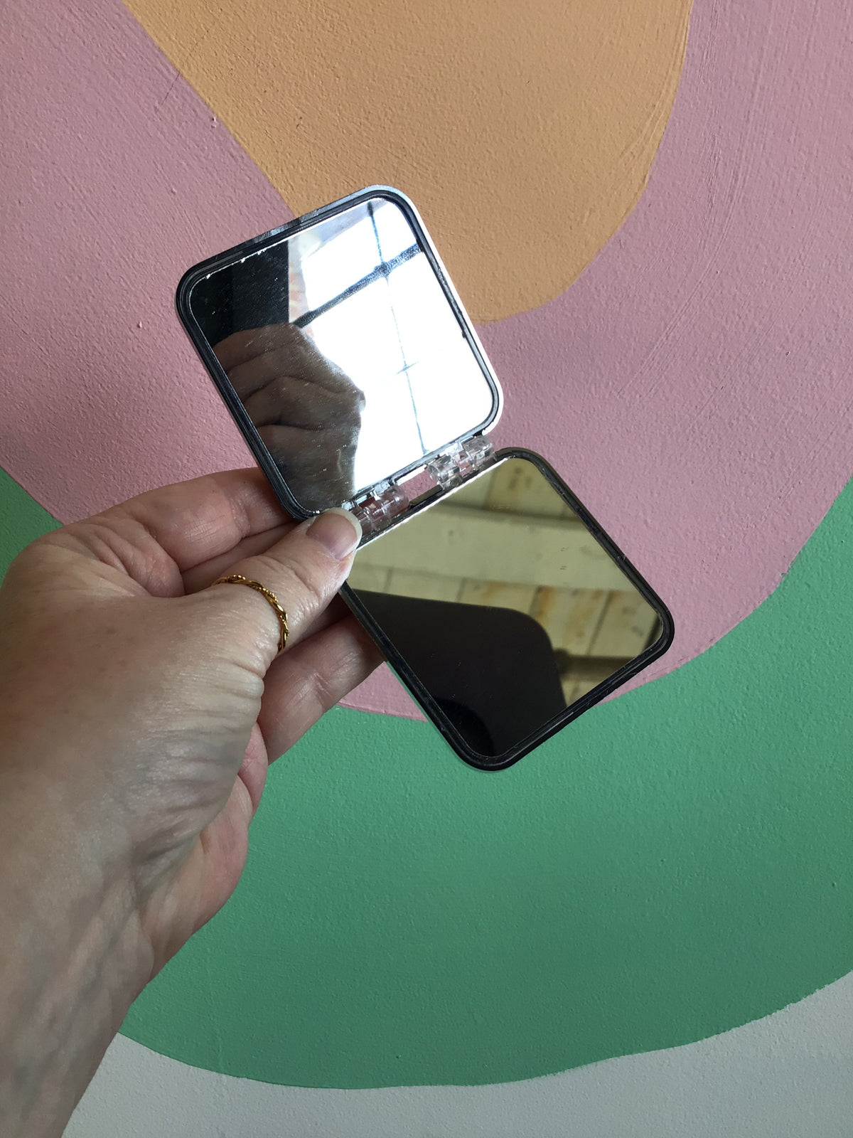 Holographic Square Compact