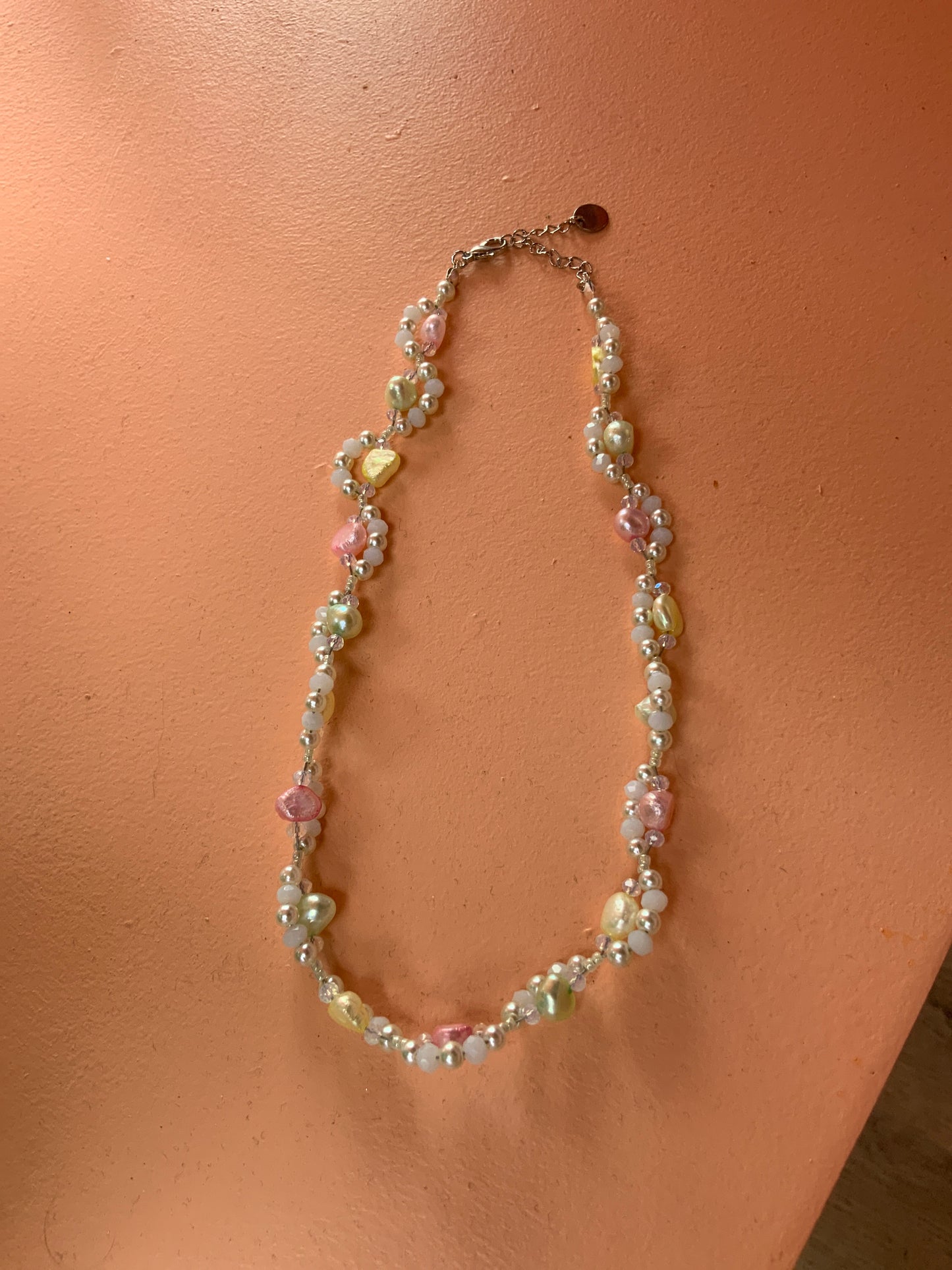 Pearl choker