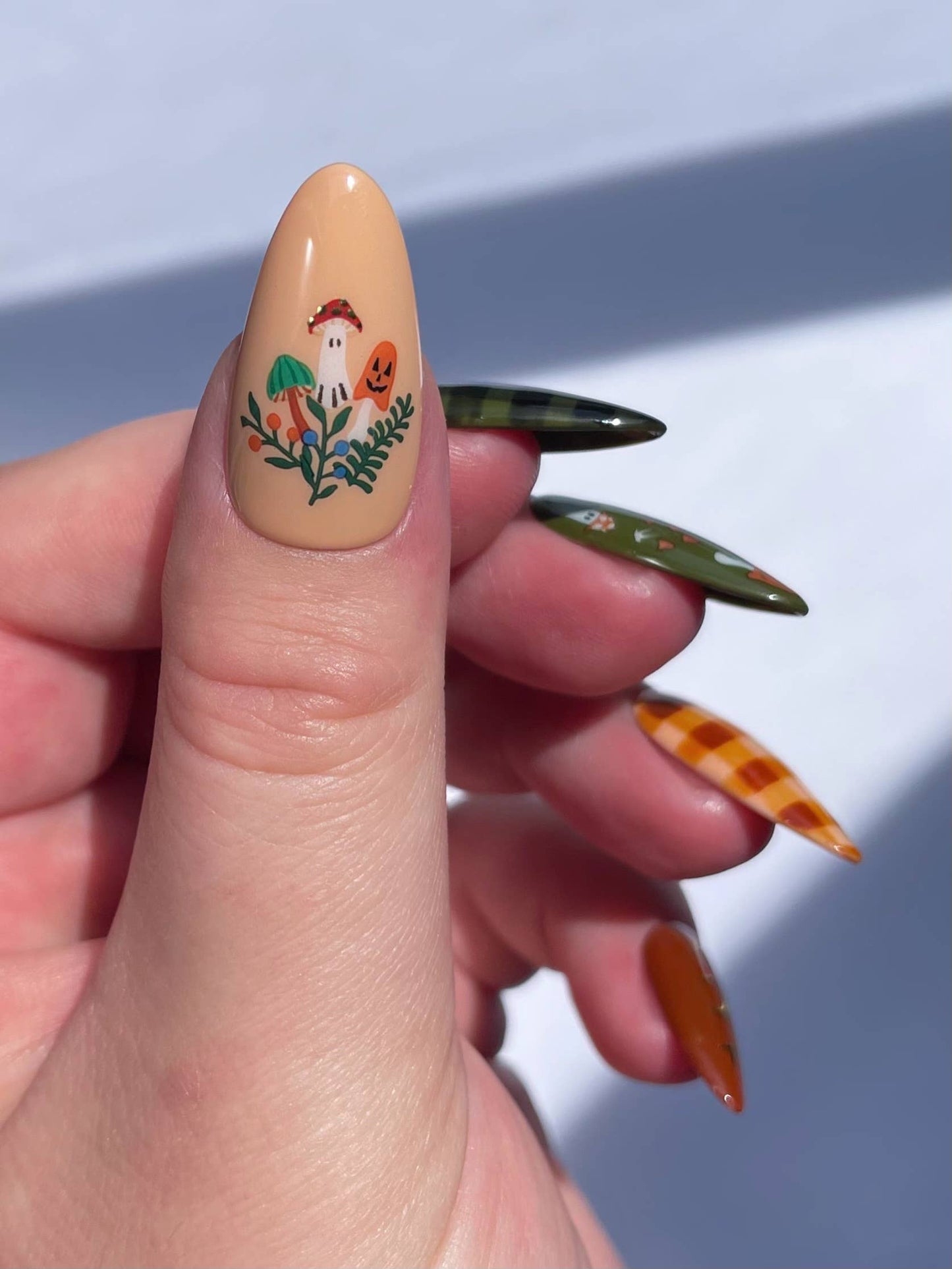 Nail Art Stickers - TOADSTOOL