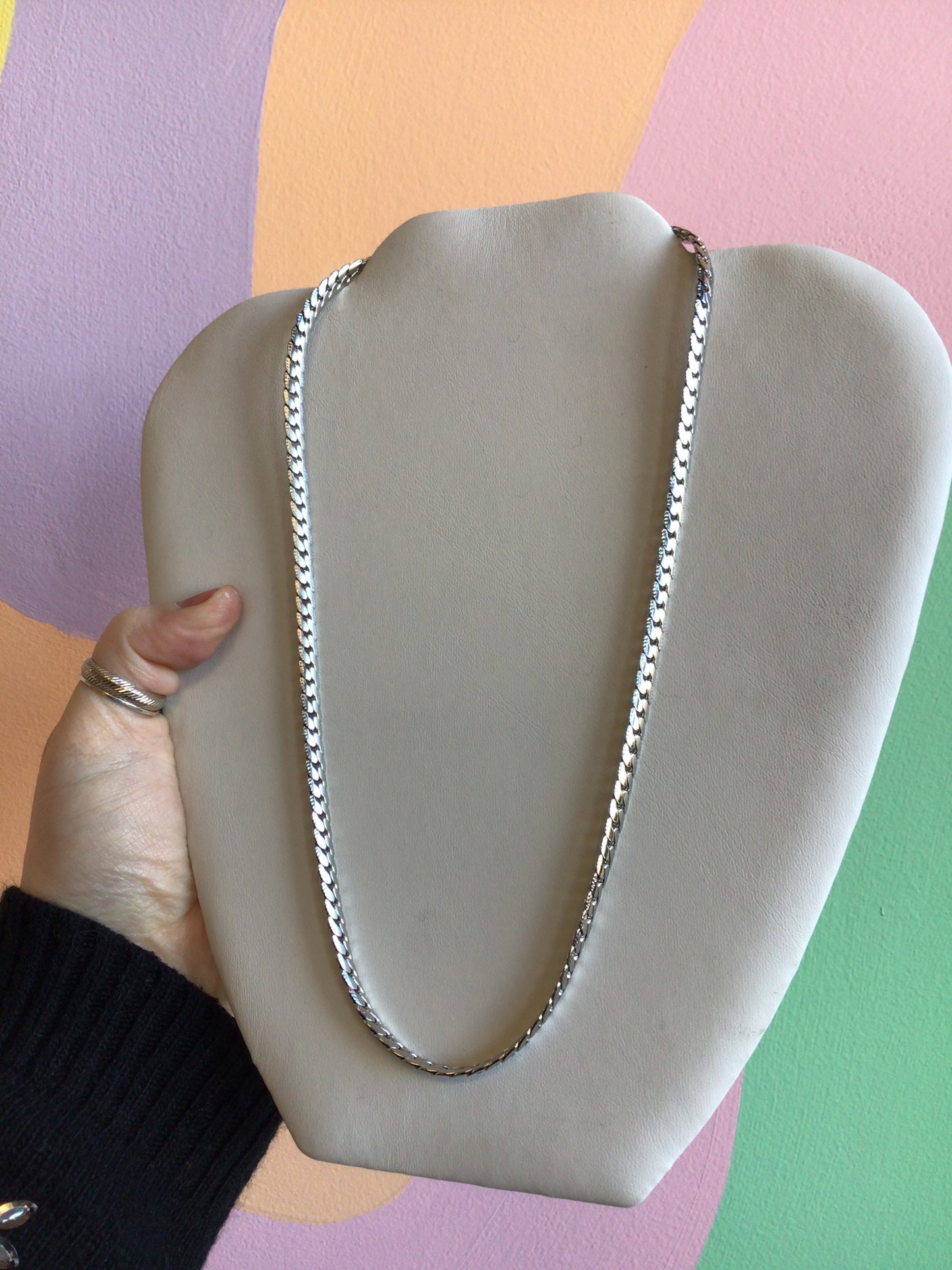 Titanium Stamped Serpentine Chain