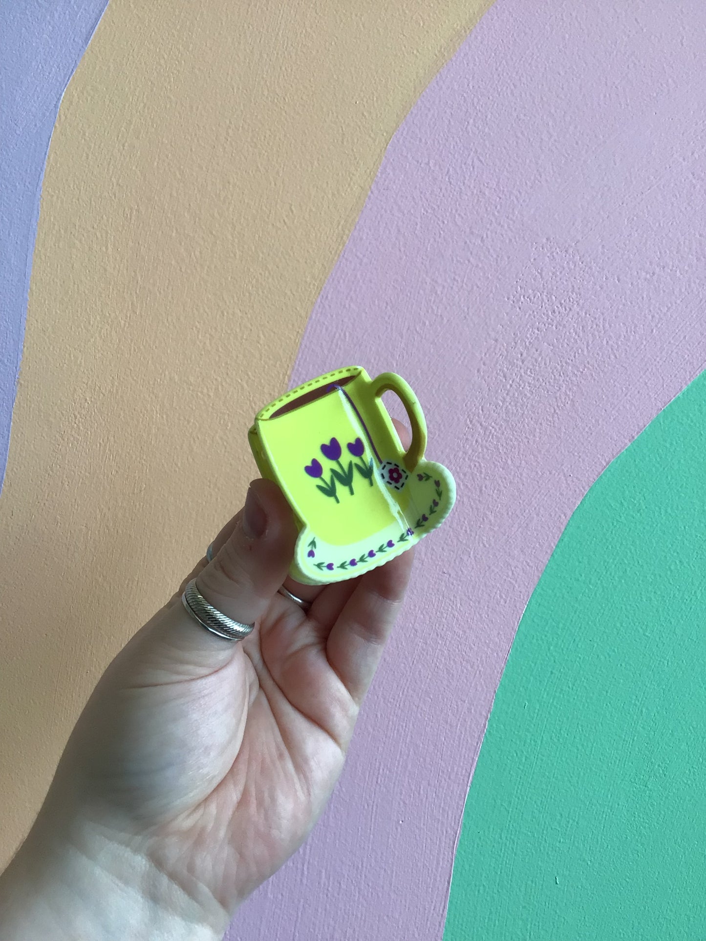 Cup of Tea Hair Claw