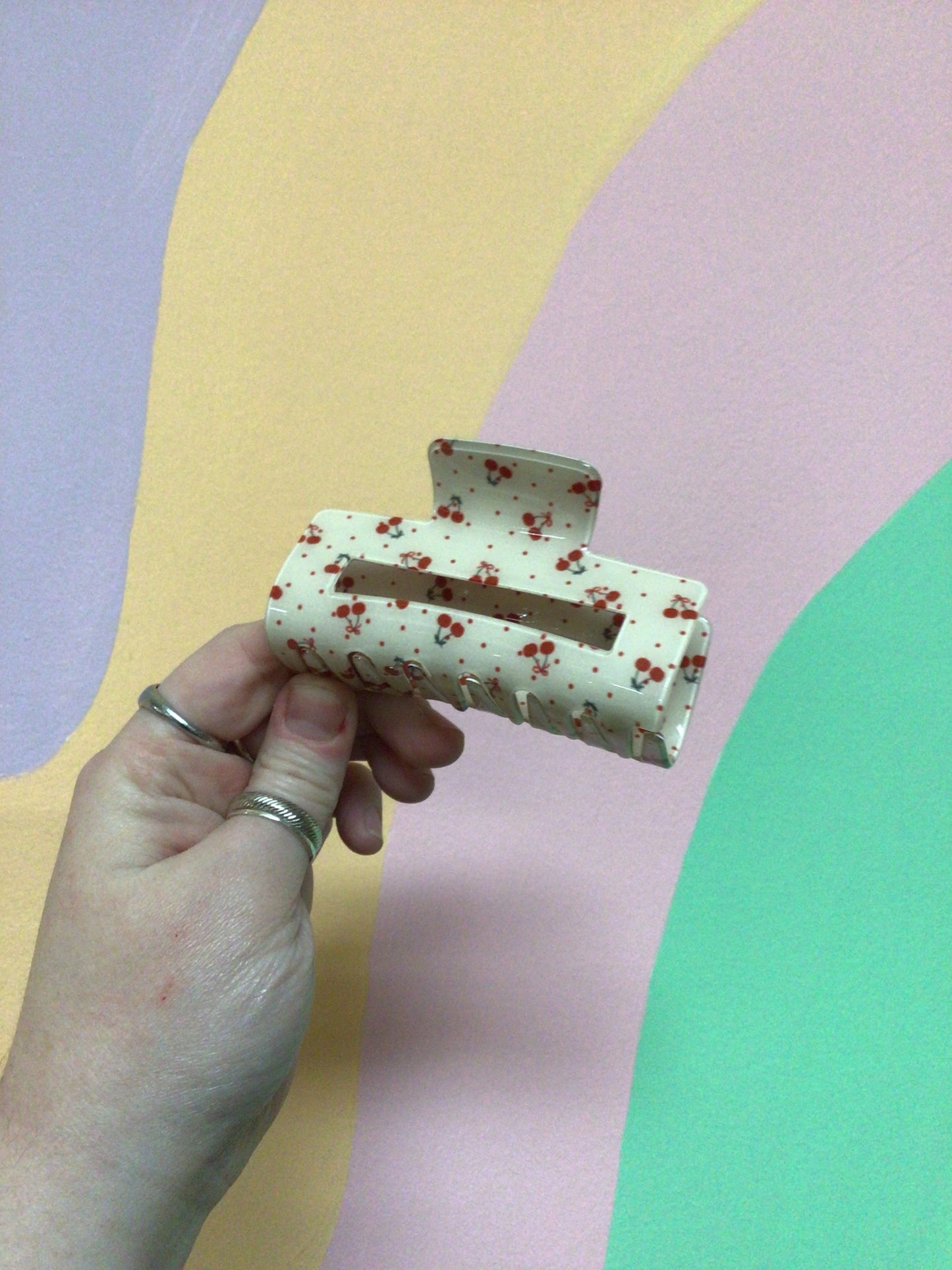 Cream Toile Hairclaws