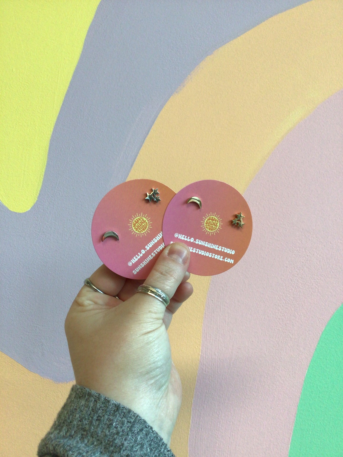 Tiny Mismatched Stars and Moon