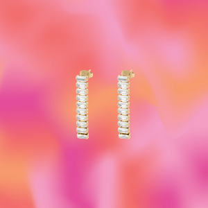Center of Attention Sparkle dangle earrings