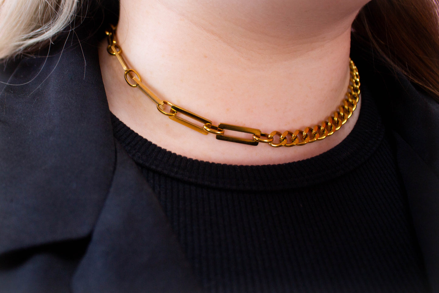 Titanium Chain-ge Up Necklace in Gold close up photo on model's neck