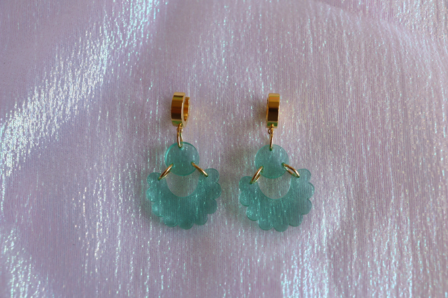 Cutie Scalloped Earrings