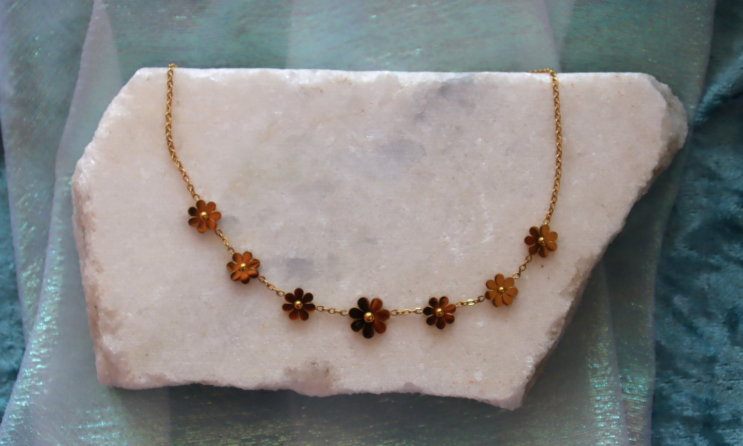 Titanium Retro Flower Chain Necklace