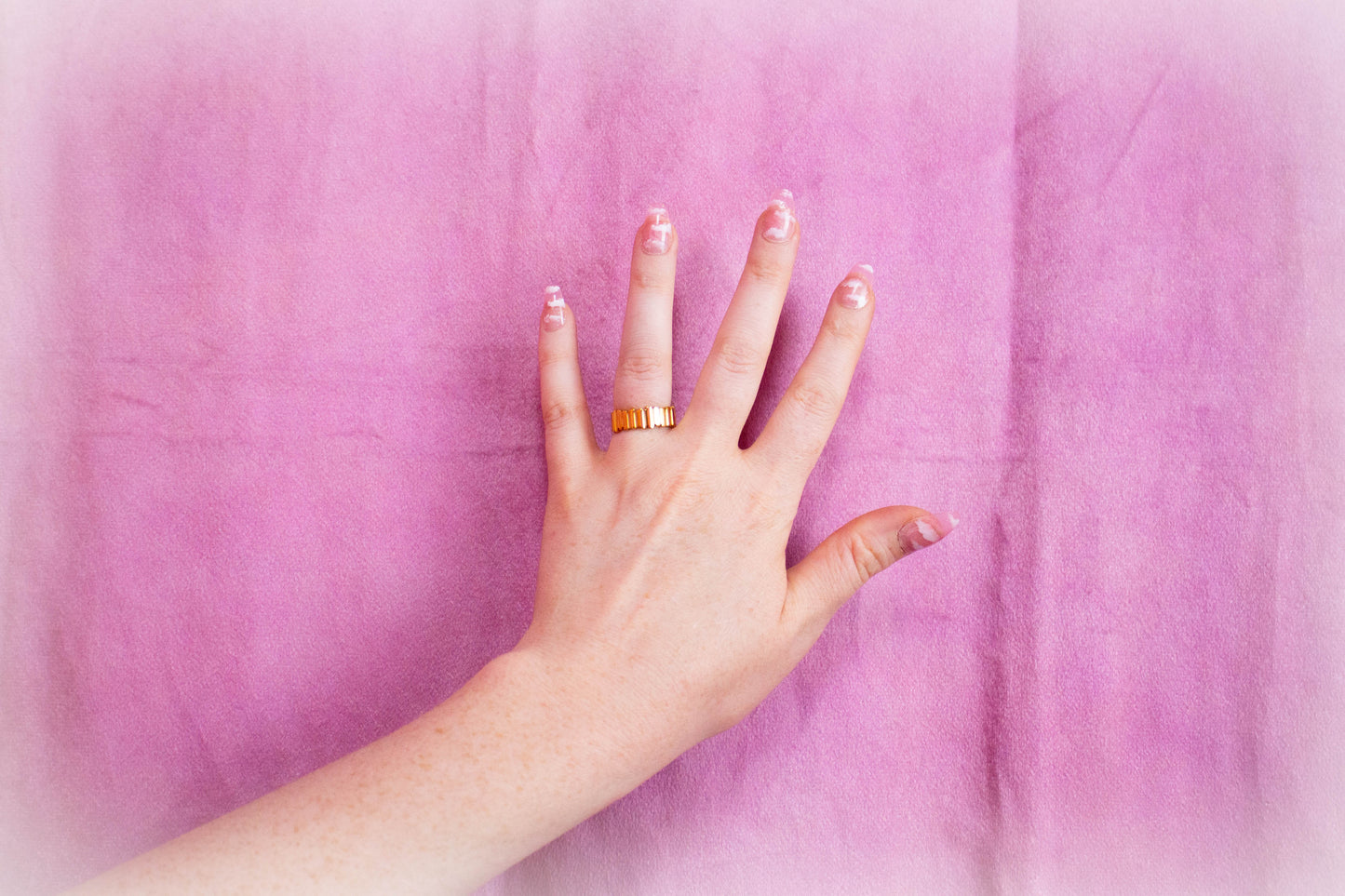 Bouncing Bars Titanium Ring