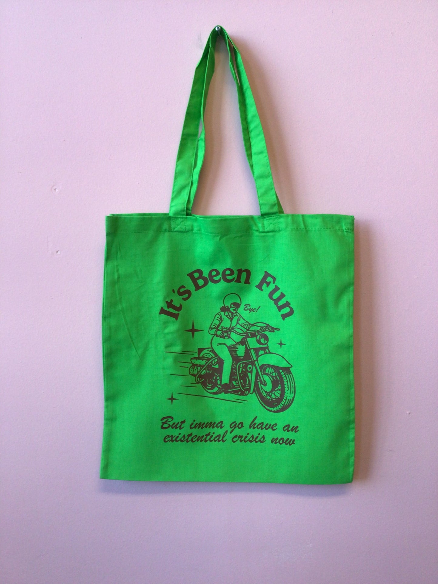 New Graphic Totes