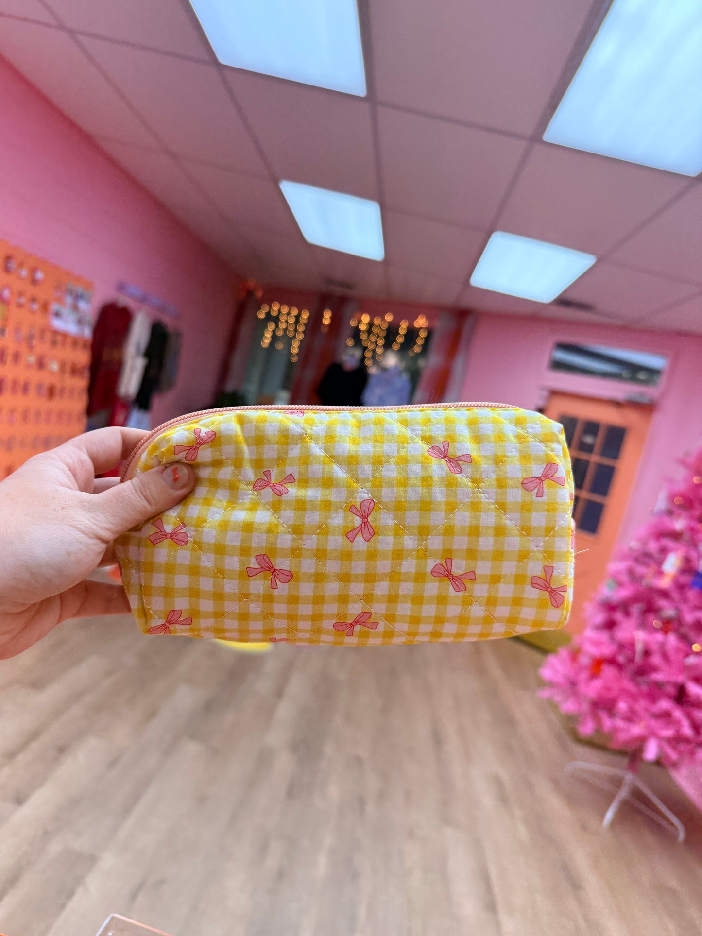 Knitted Cosmetics Bag