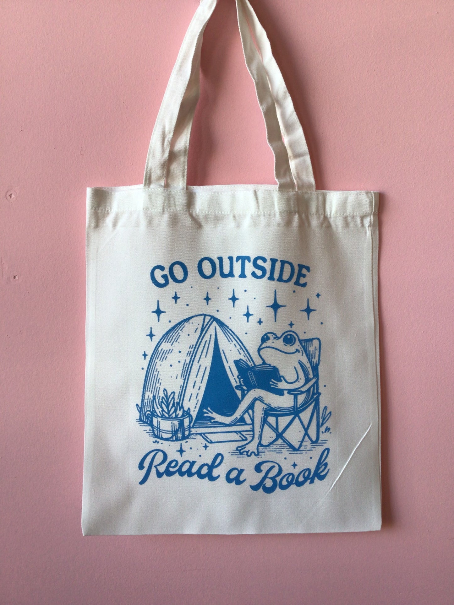 New Graphic Totes