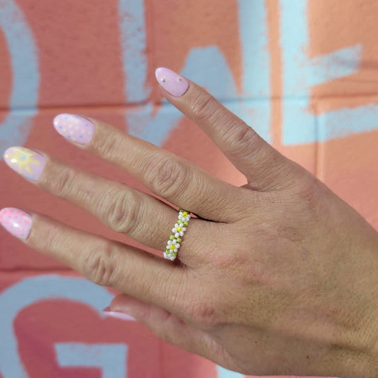 Dainty Beaded Daisy Ring