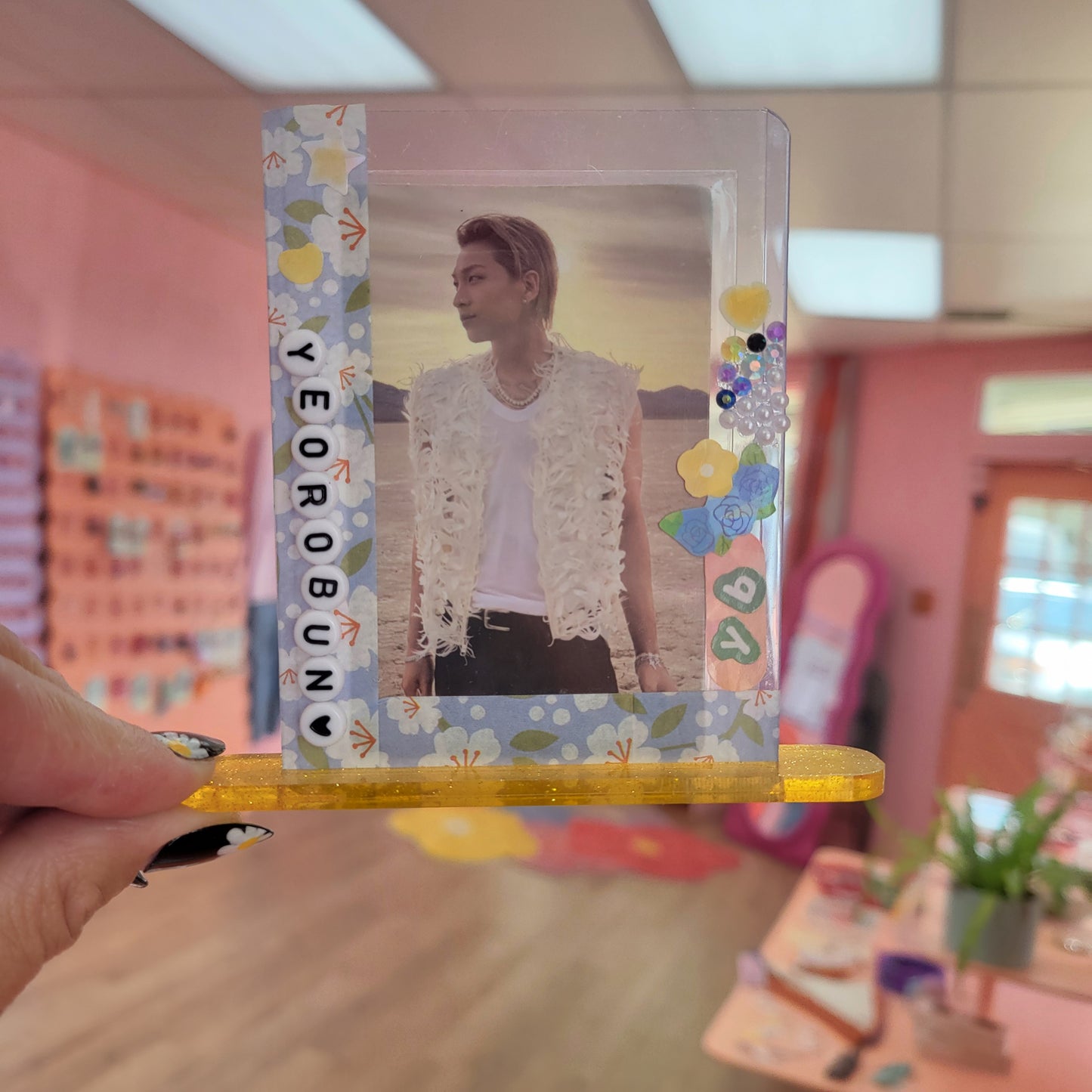 K-POP Photocard Decorating & Trading Party