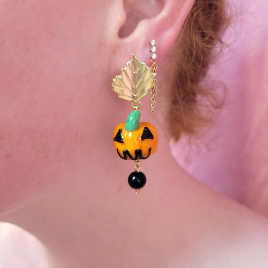 Glass Beaded Jack-O-Lantern Pumpkin Earrings
