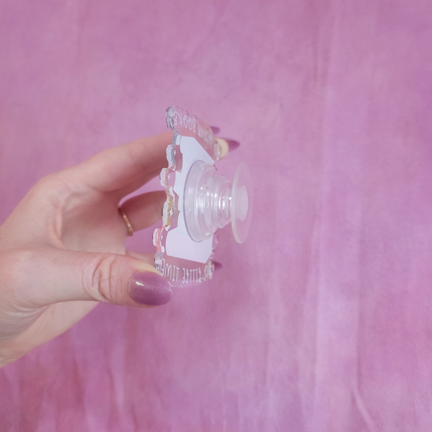 "So Many Books" Collapsible E-Reader Grip