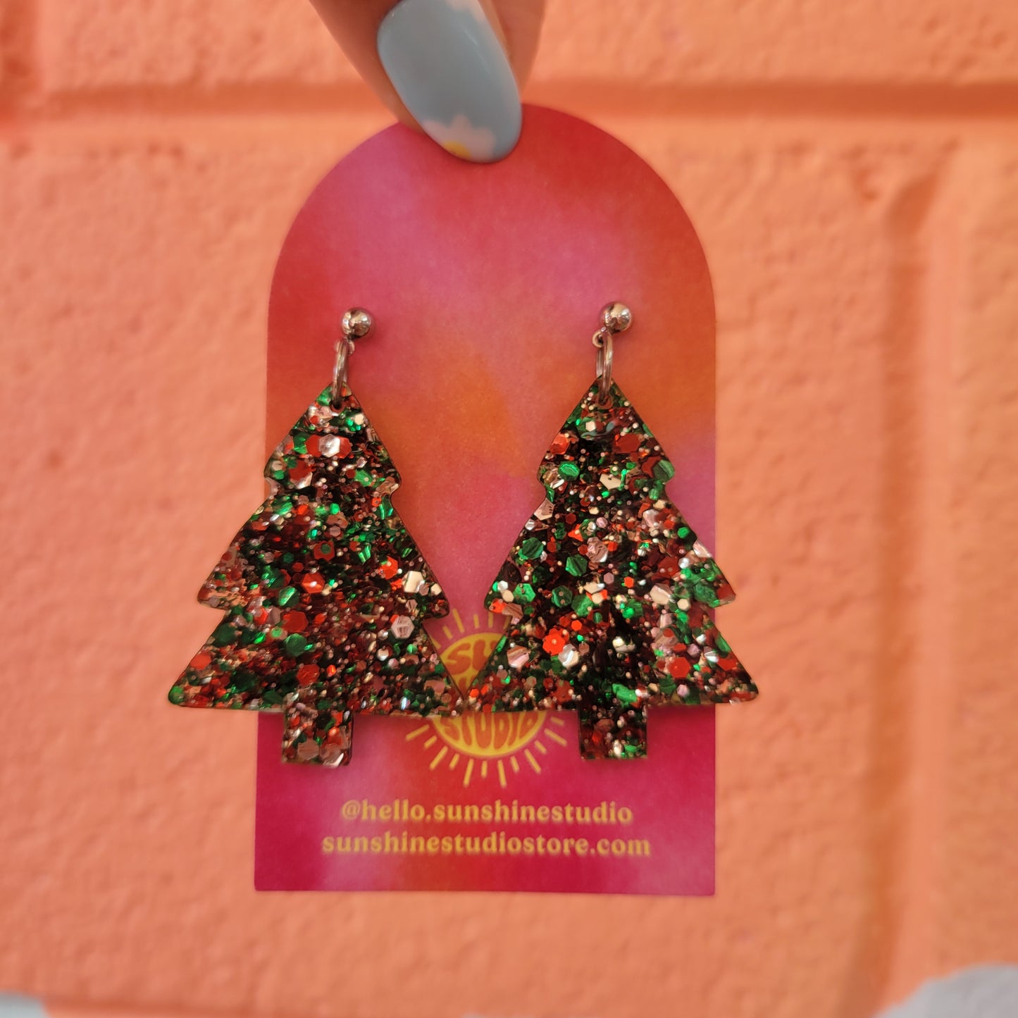 Red & Green Confetti Christmas Tree Earrings