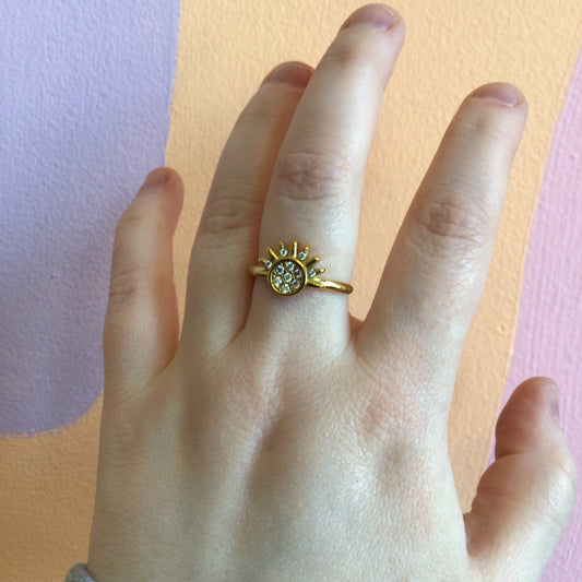 Gemstone Sun-ray Titanium Ring