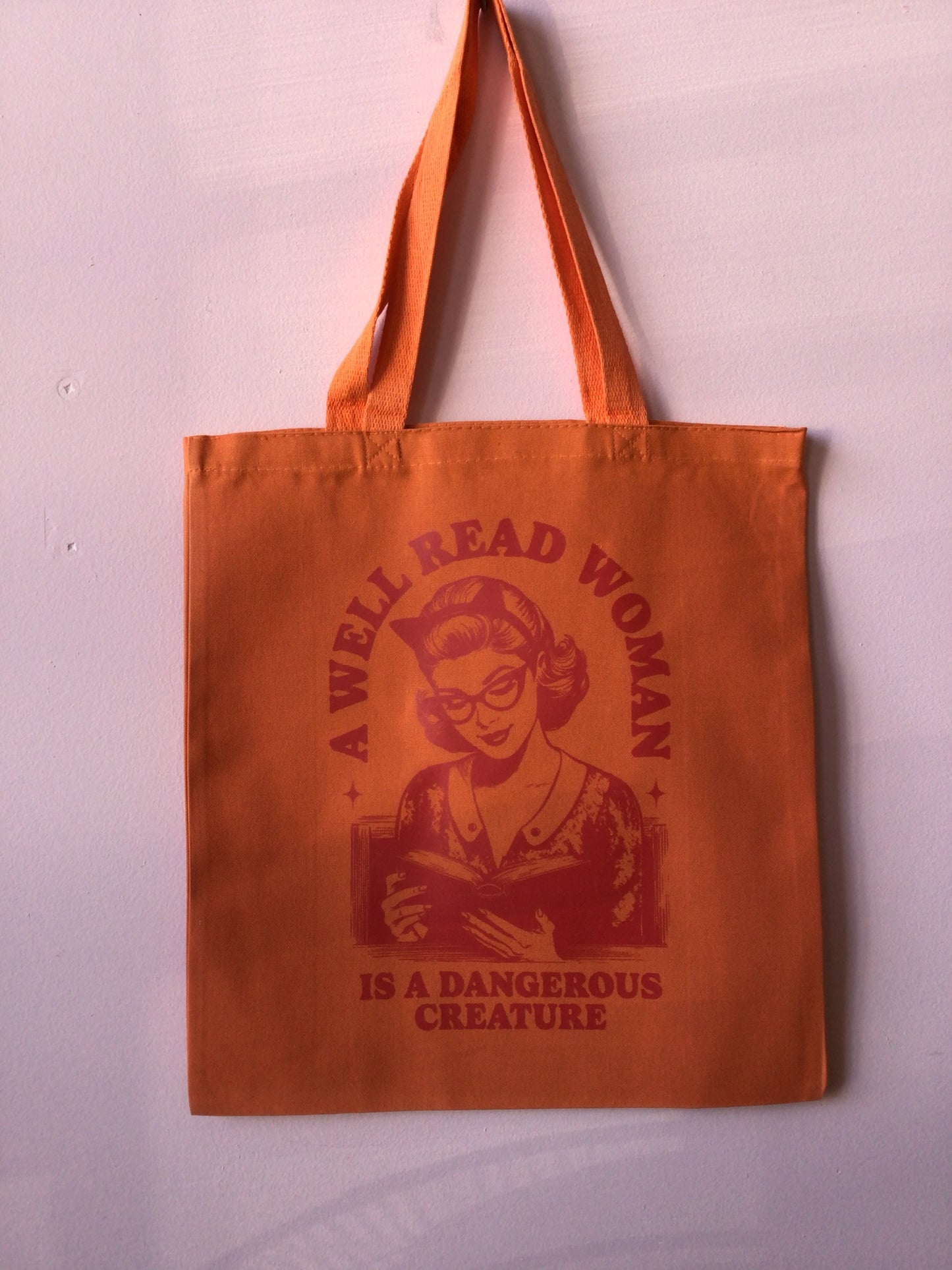New Graphic Totes