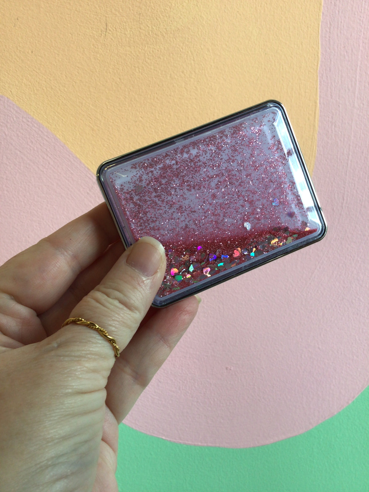 Falling Hearts Rectangle Compact