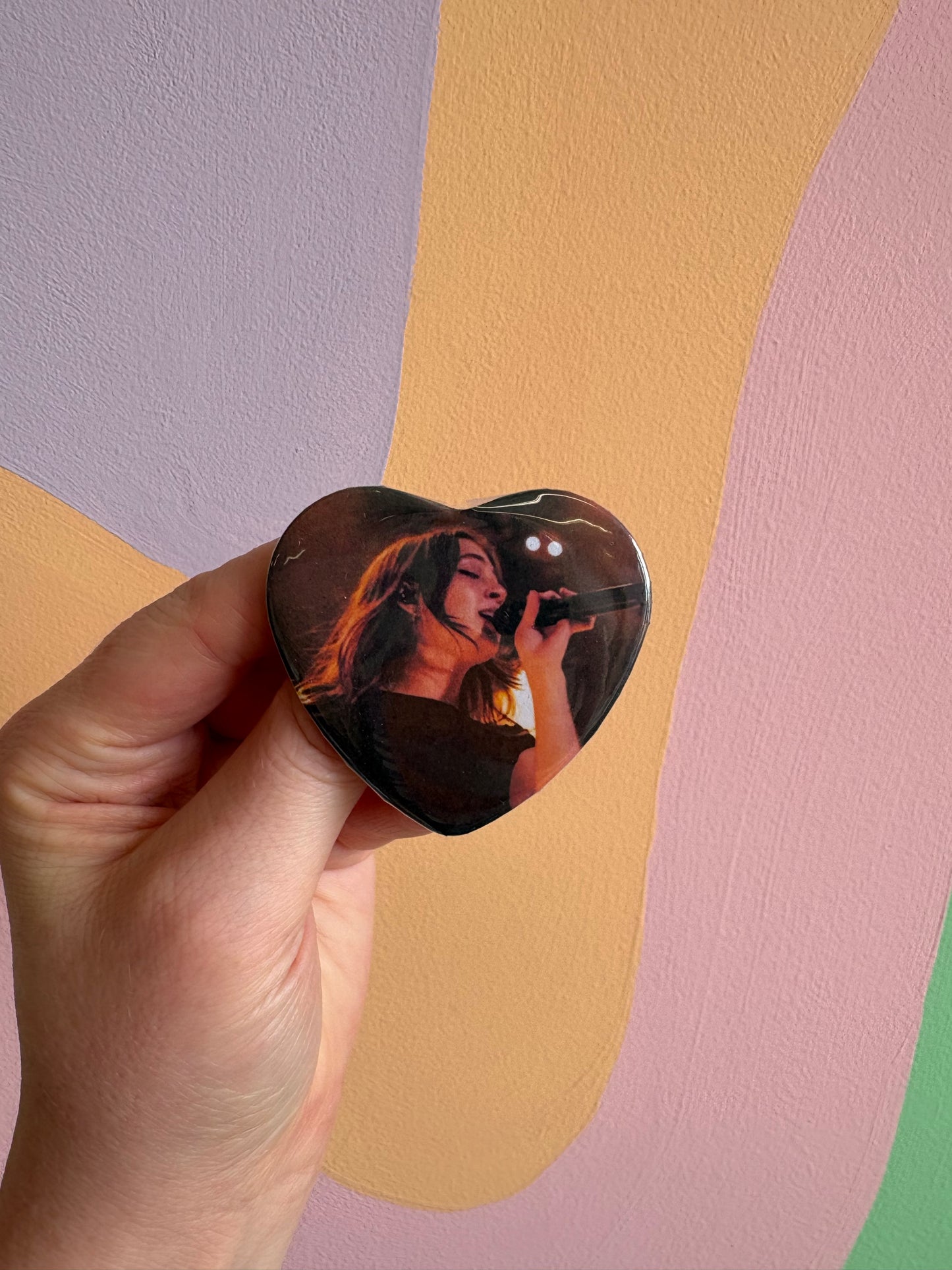 Lizzy McAlpine Pin