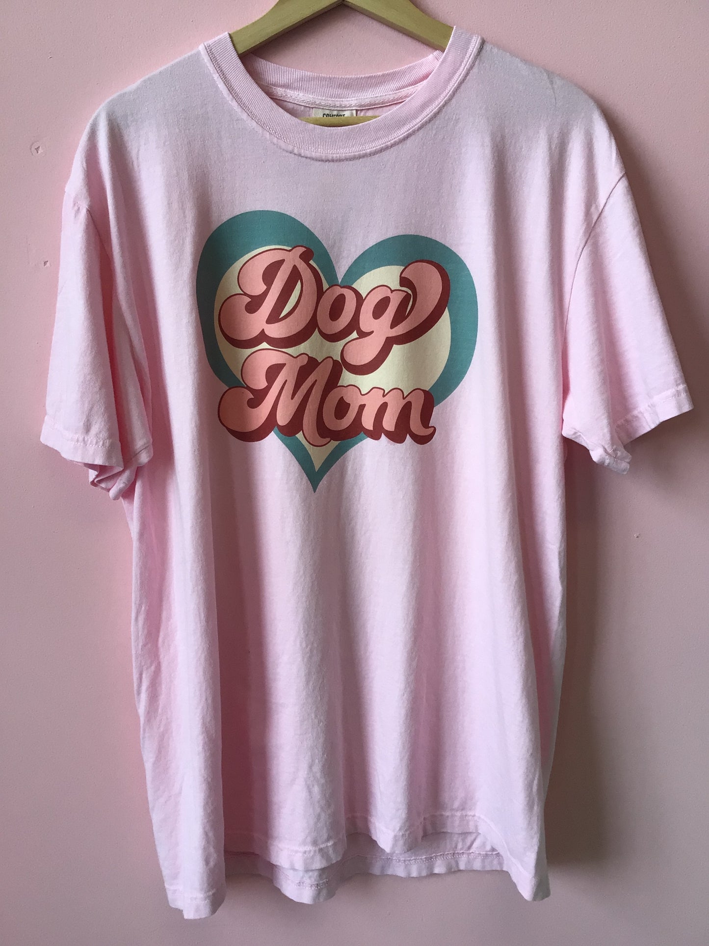 "Dog Mom" Heart Shirt