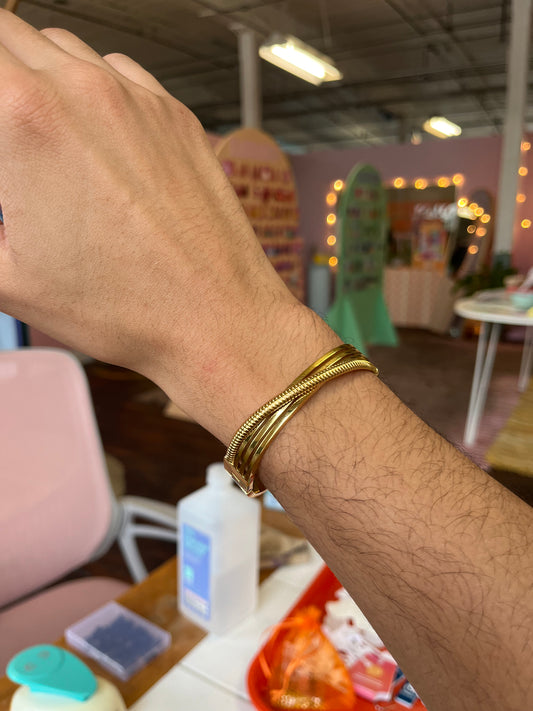 Asymmetrical Chain Titanium Bracelet