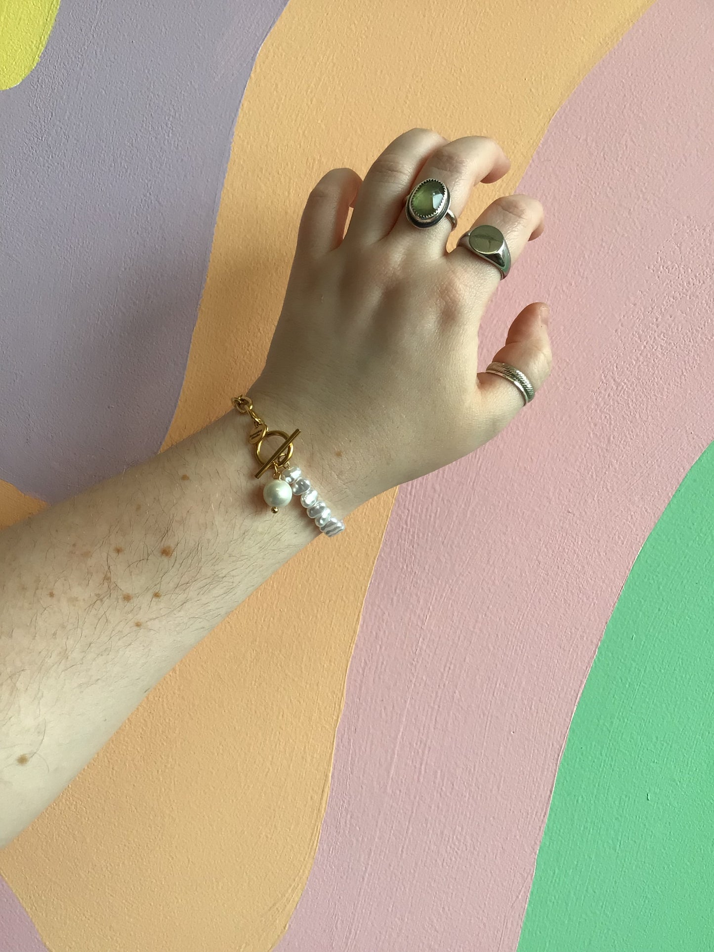 Pearl and Paperclip Toggle Clasp Bracelet