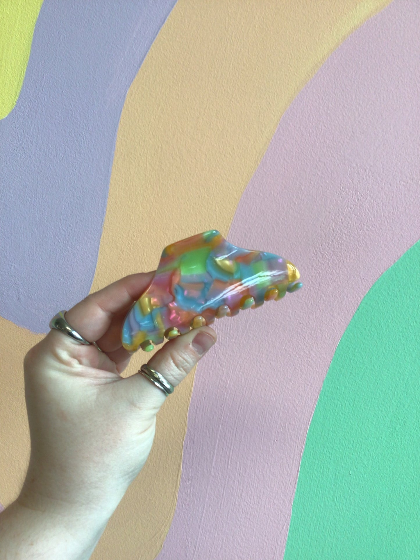Glowy Rainbow Hair Claws
