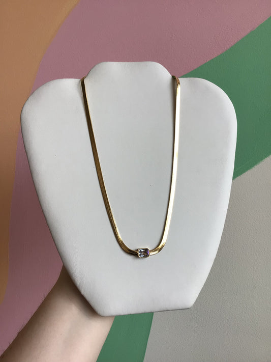 Flat Titanium Chain With Solitaire Gem