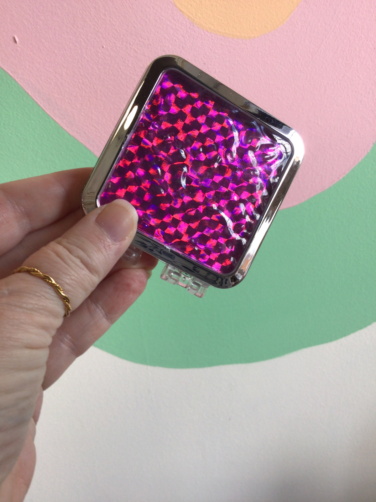 Holographic Square Compact