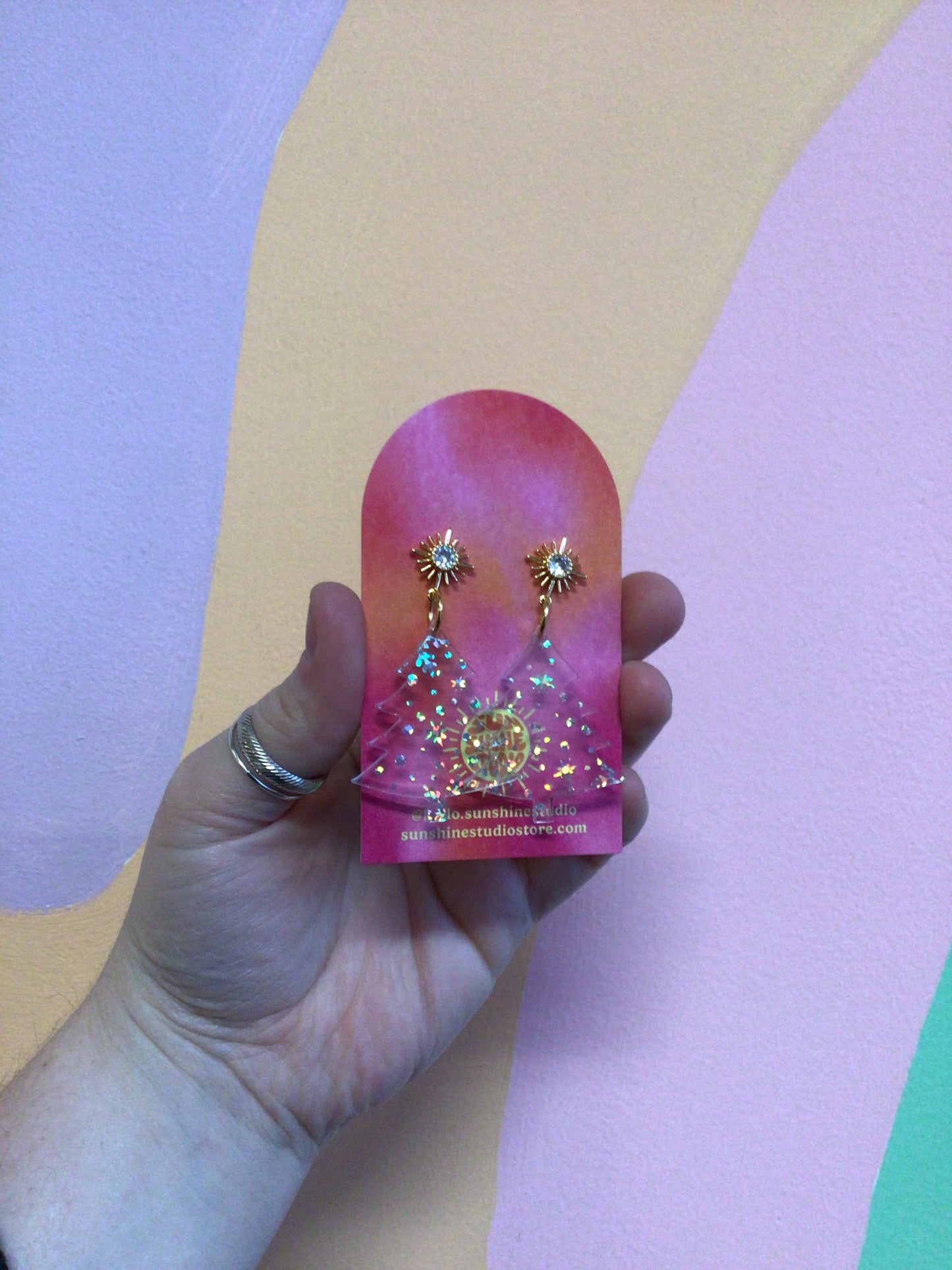 Snowflake Confetti Holiday Tree