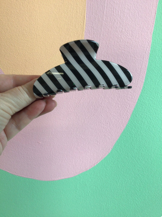 Striped Hair Claws