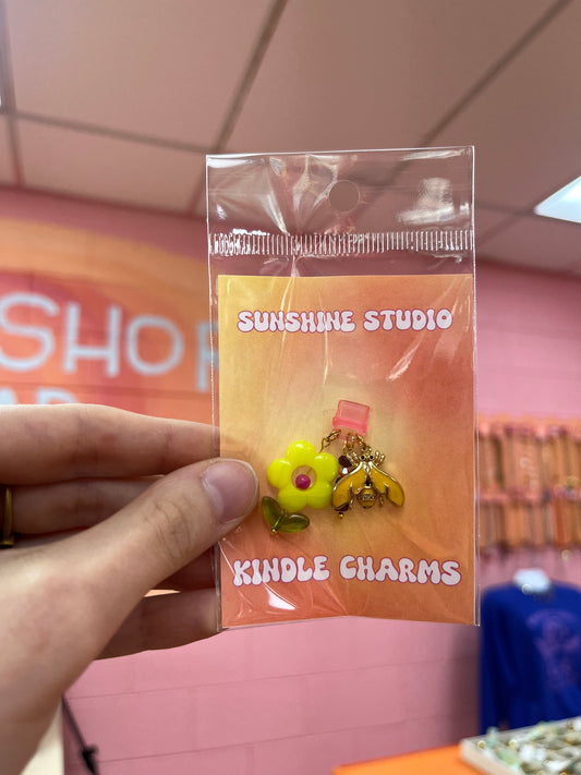 Buzz Buzz Kindle Charm