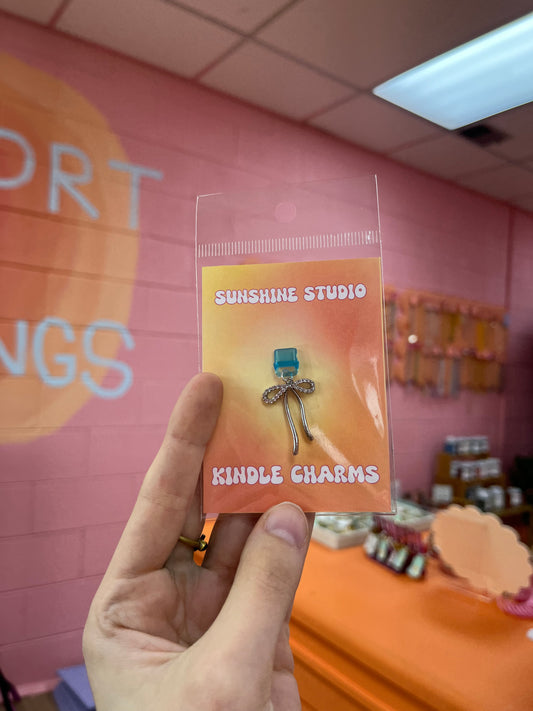 Silver Bow Kindle Charm