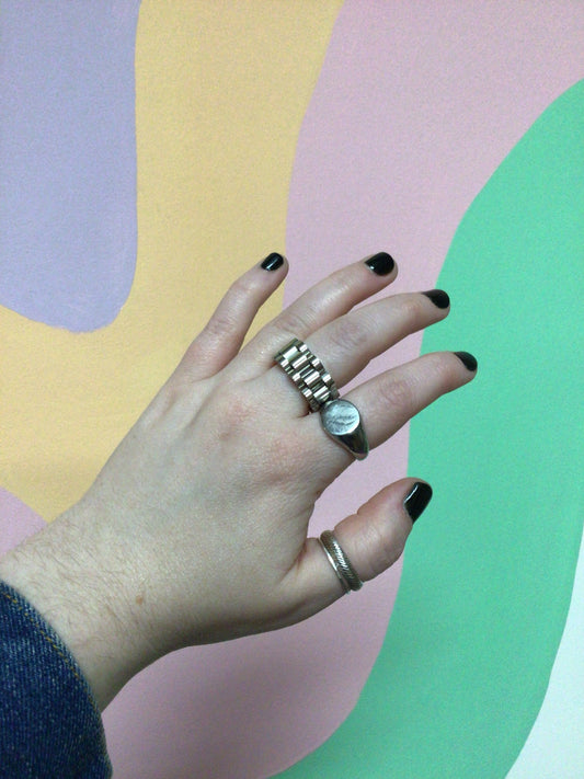 Flexible Shifting Gears Titanium Ring