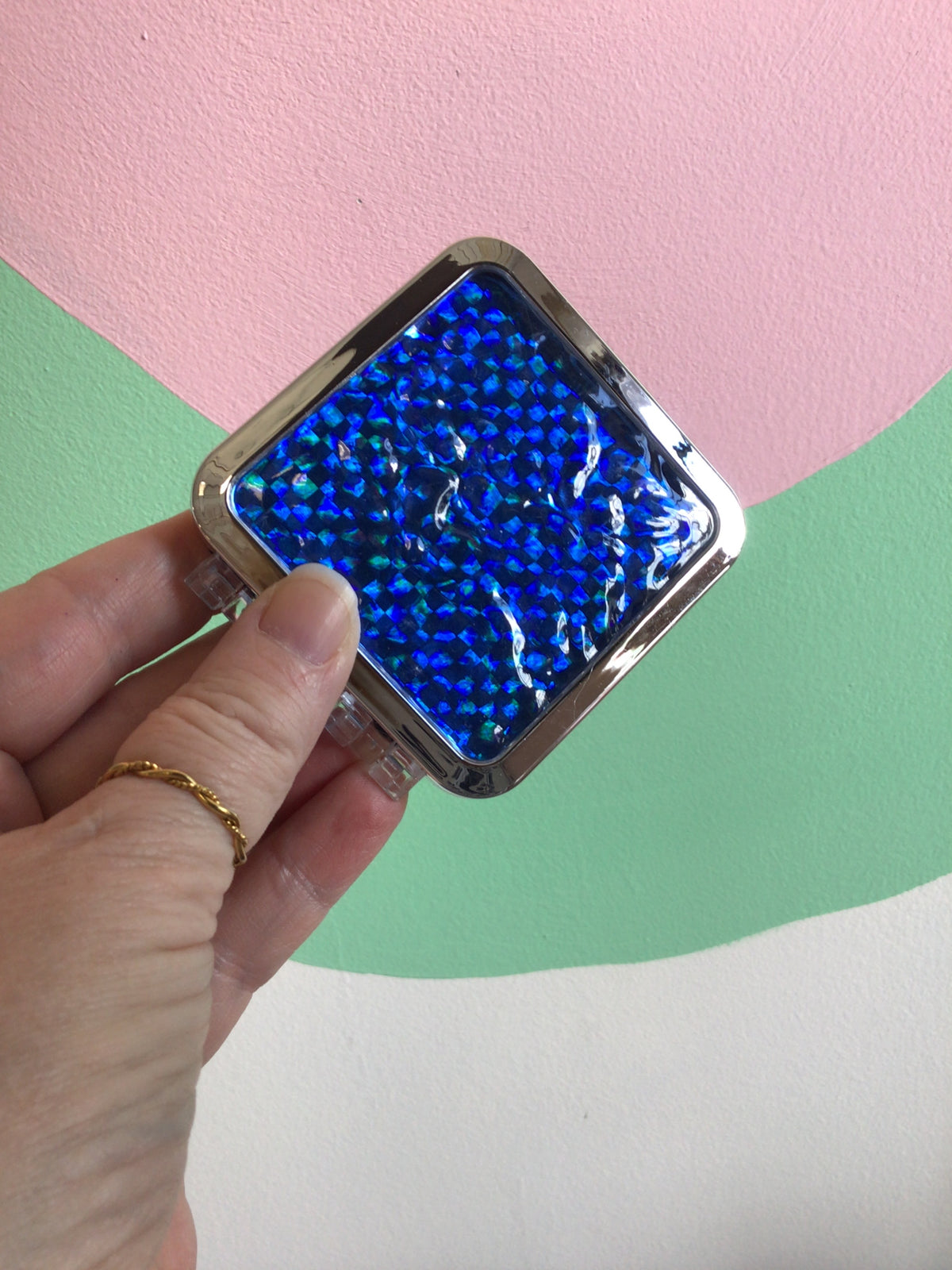 Holographic Square Compact