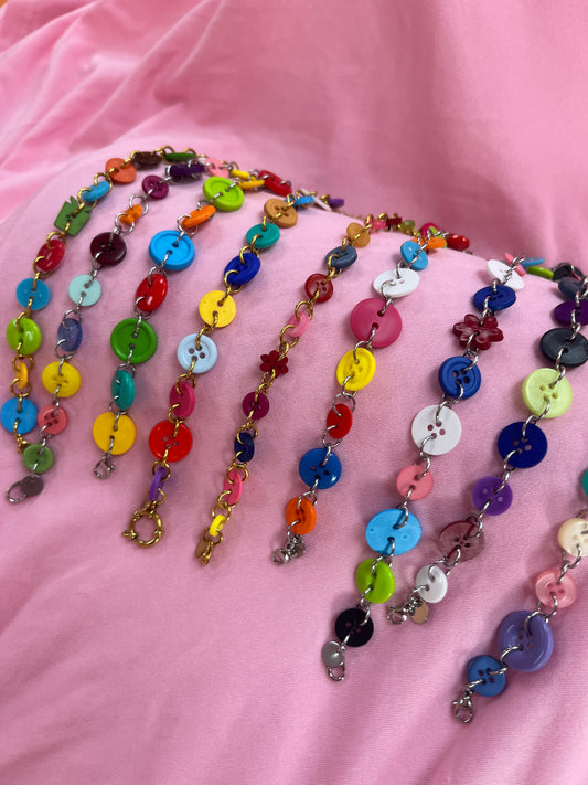 Button bracelet