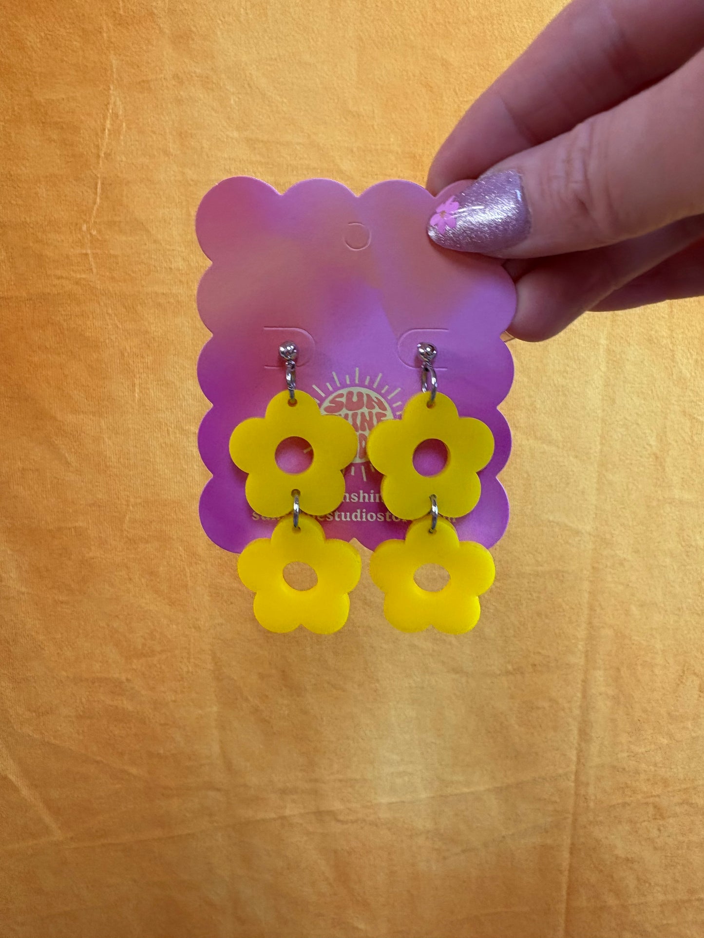 Retro Flower (Yellow)