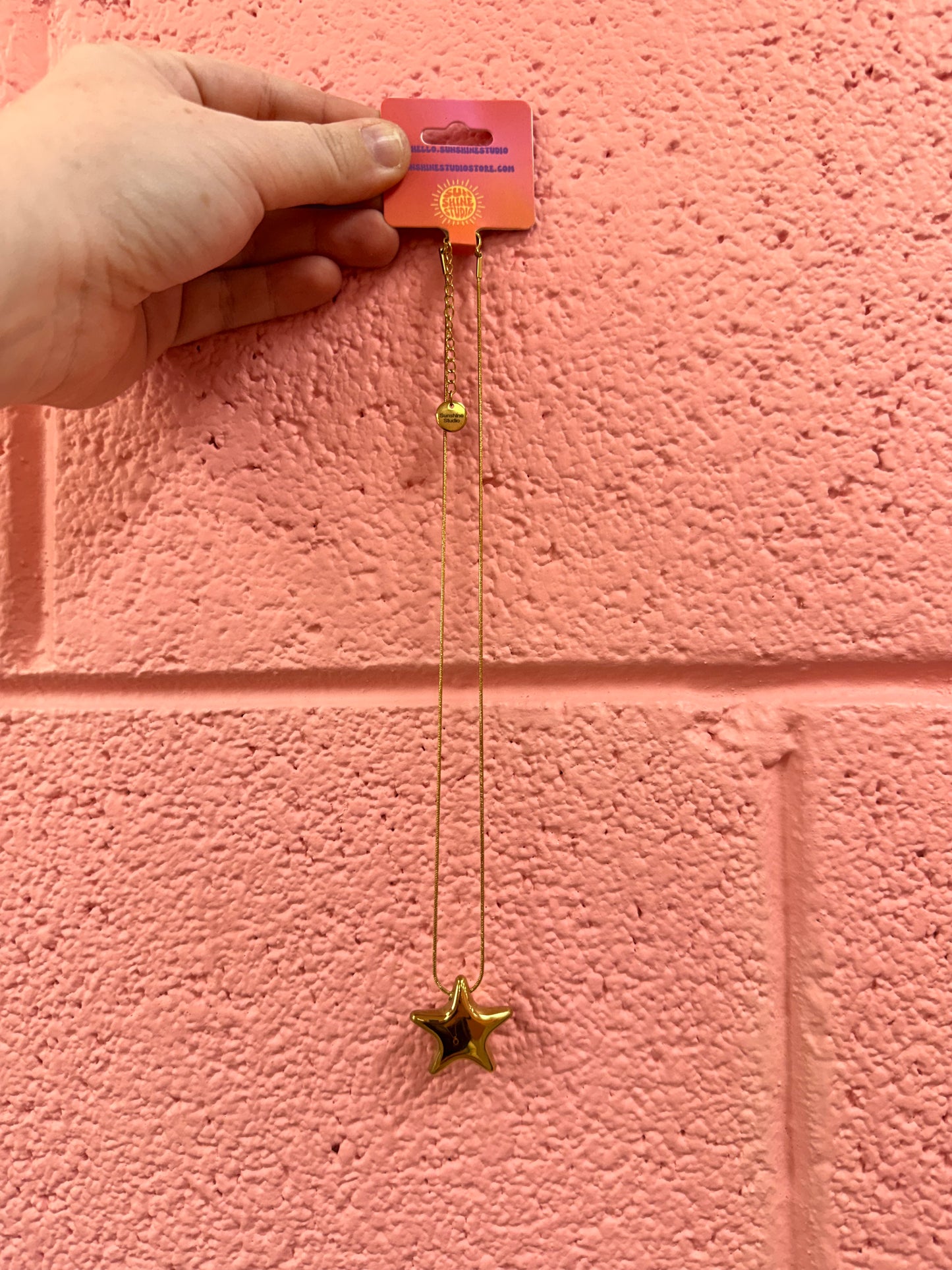 Puffy Star Titanium Necklace
