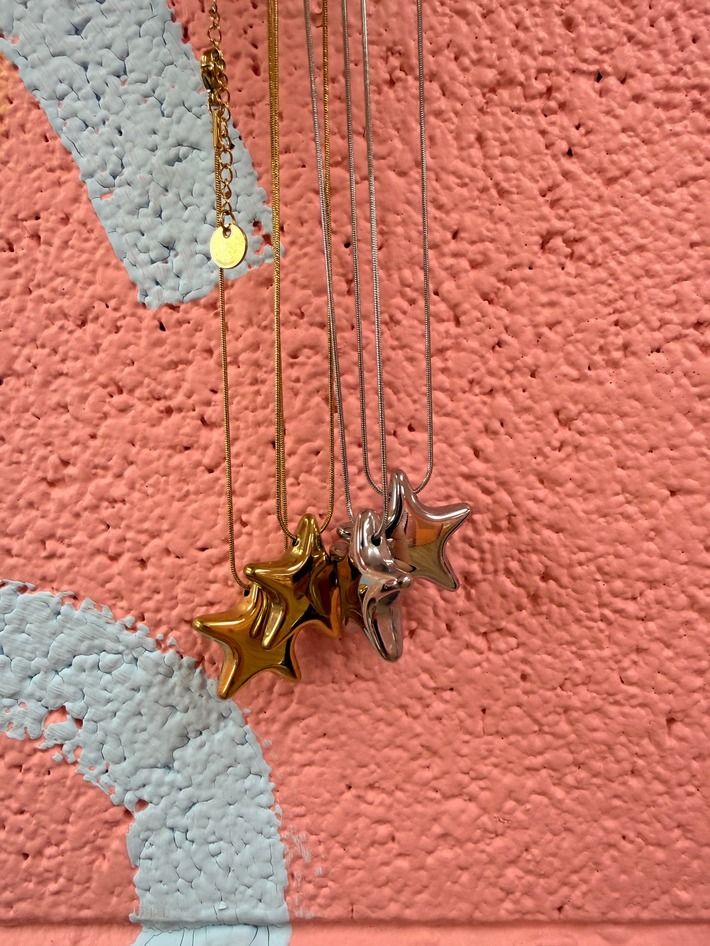 Puffy Star Titanium Necklace