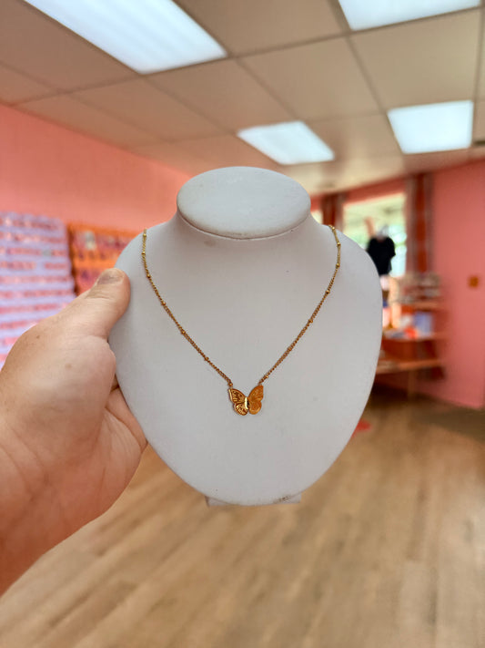 Dainty Detailed Butterfly Necklace