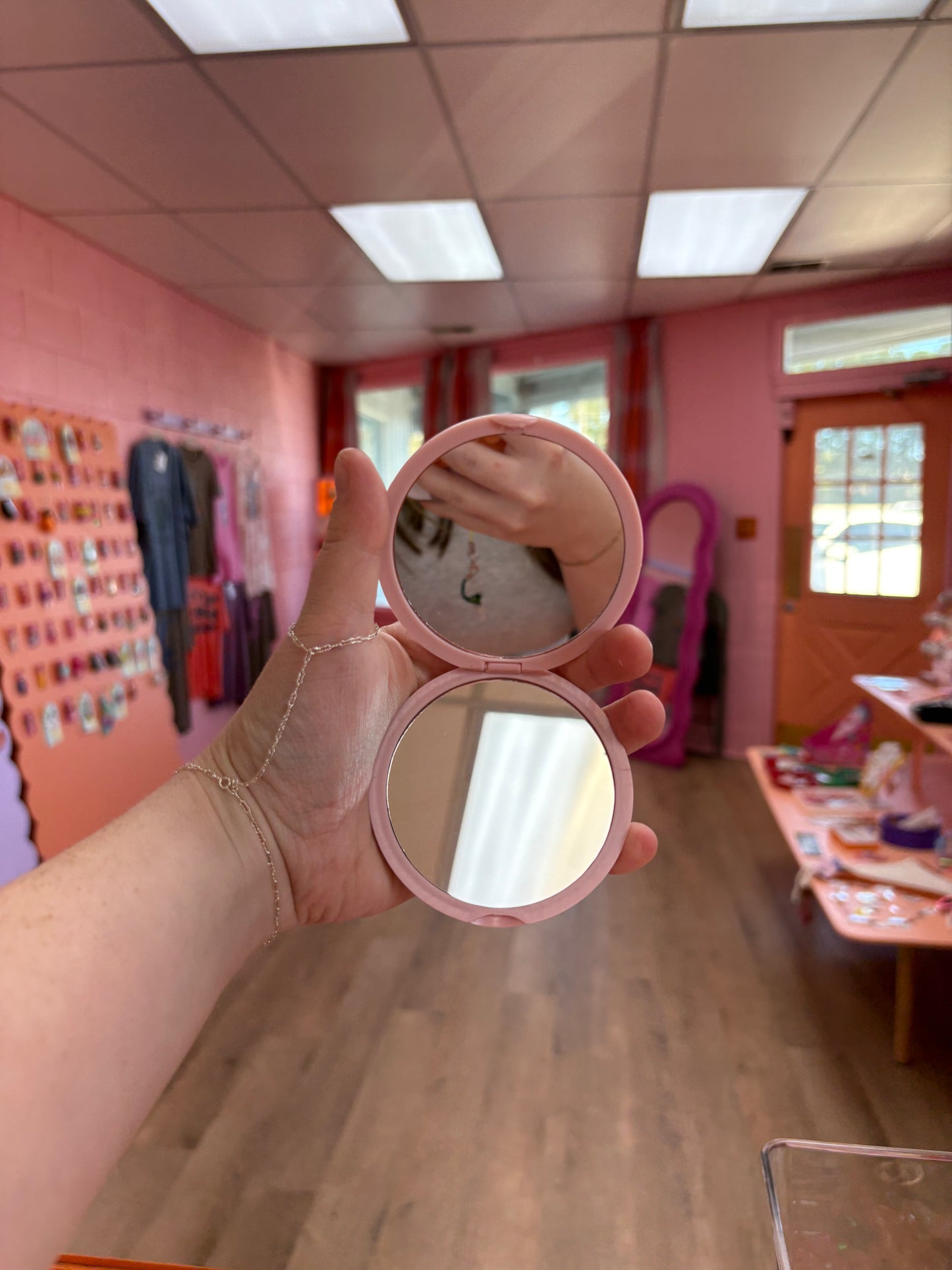 Matte Circle Travel Mirror
