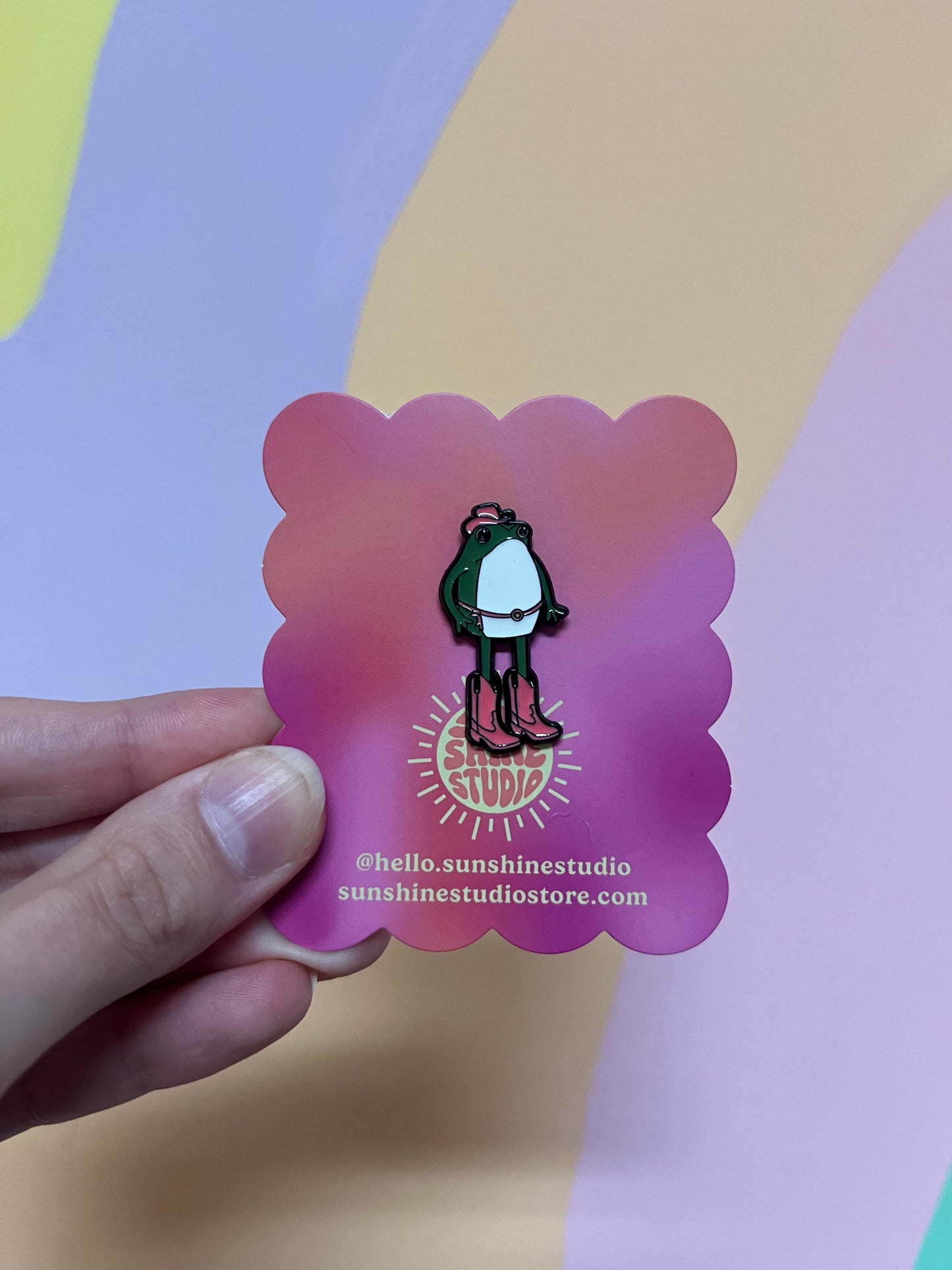 Cowgirl Frog Enamel Pin