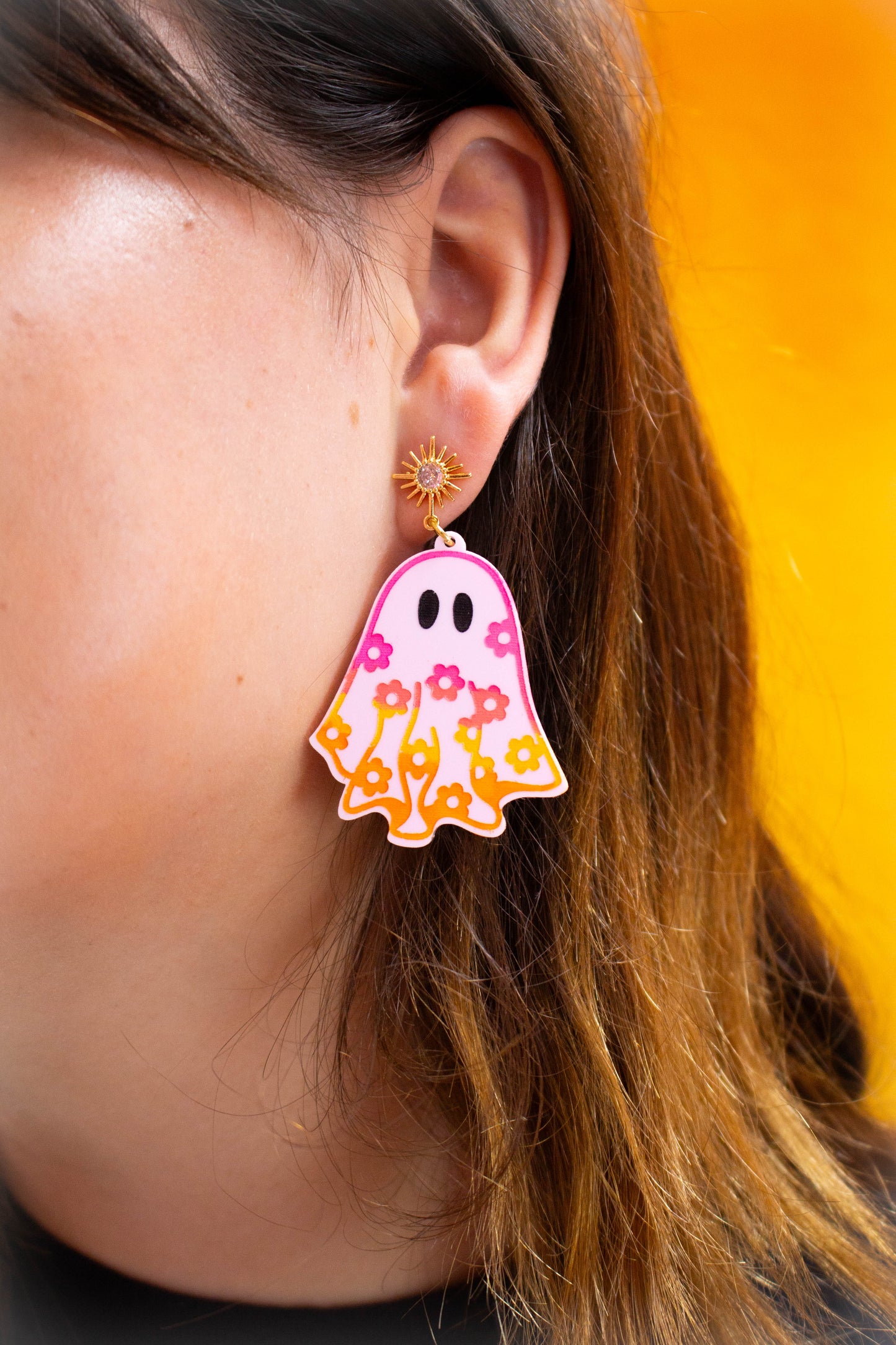 Sunset Retro Daisy Ghost Earrings