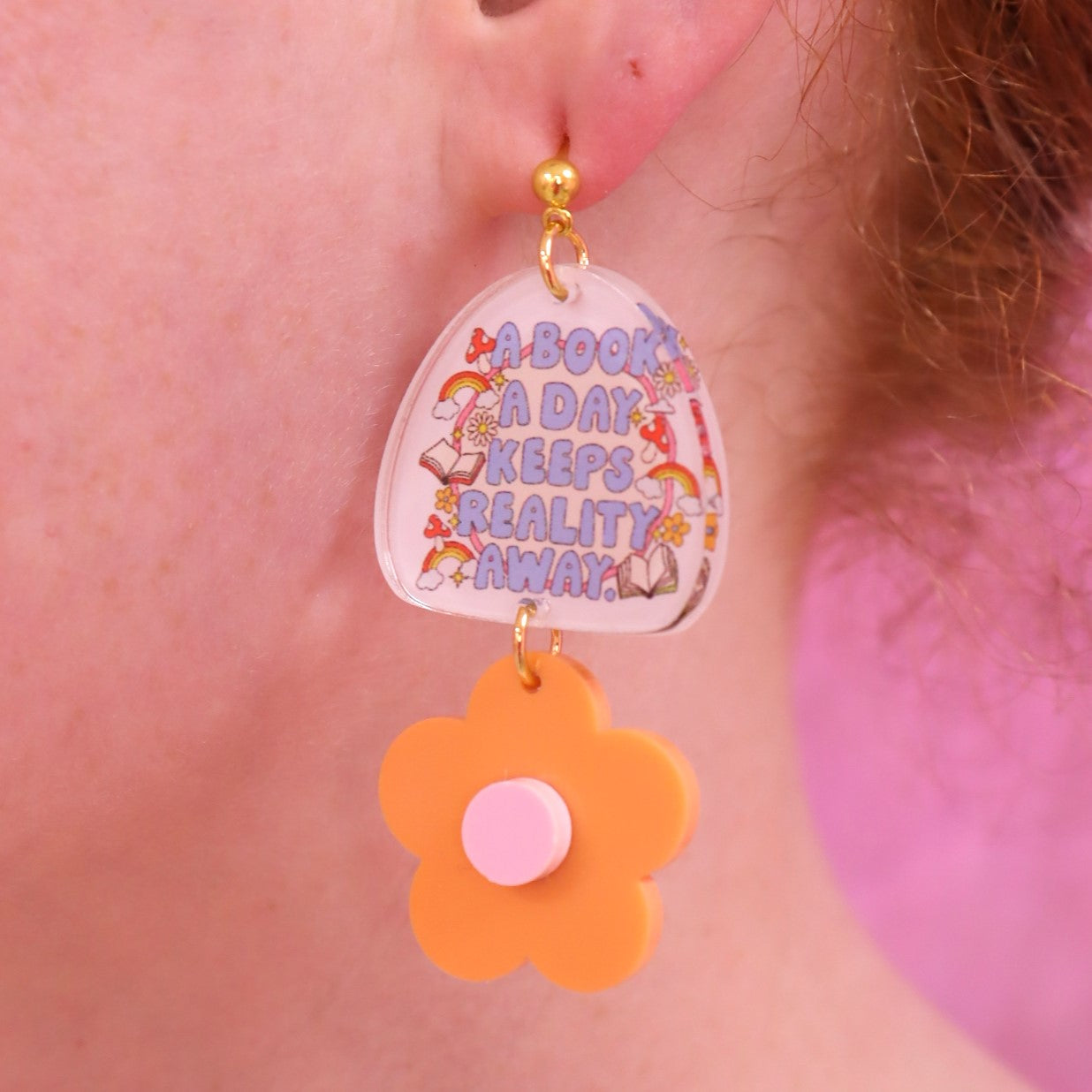 "A Book A Day..." Daisy Earrings